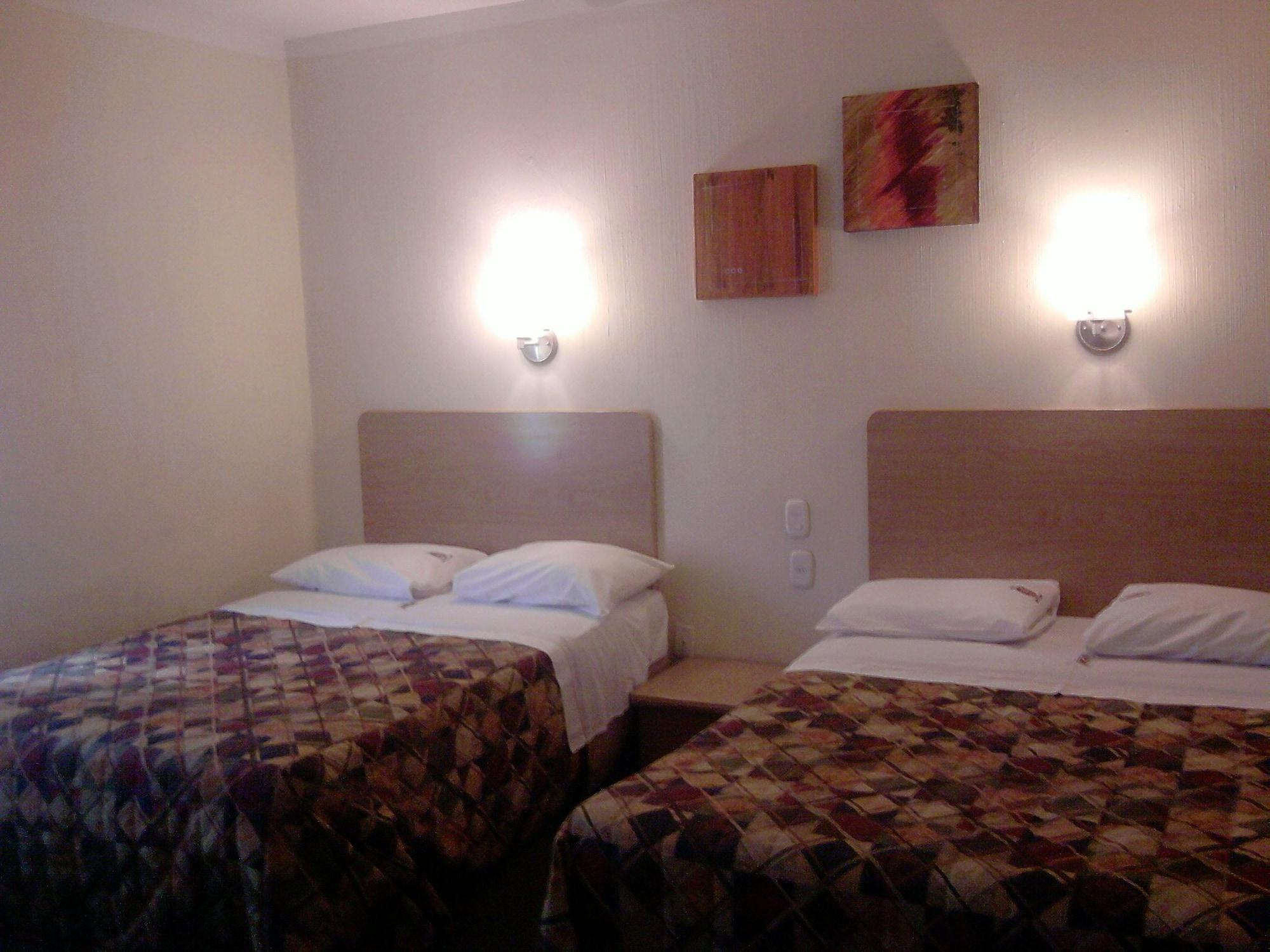 Hotel Castilla Y Leon Guadalajara Exteriör bild